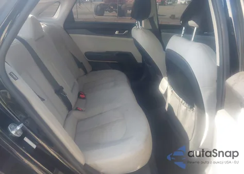 2021 Kia K5 Lxs z USA, uszkodzony, nr VIN 5XXG14J26MG042812